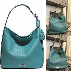 COACH AVERY LEATHER HOBO